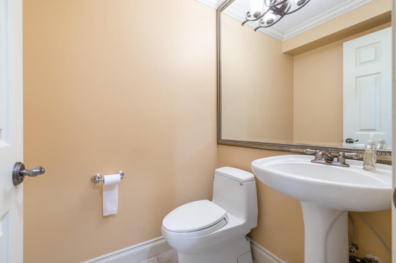Charming Retreat On Cypress Street, Your Home Away From Home Vancouver Eksteriør billede